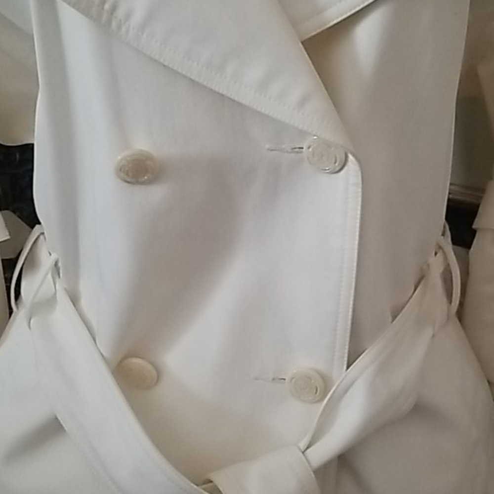 Off White Double Breasted Spring Jacket - image 2